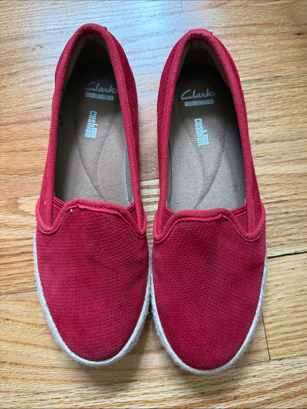 Clarks Azella Suede Americana Women's Red Slip-On Espadrille Flats Size 6